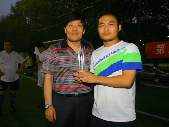 2011鸡鸣山杯京媒足球赛04.jpg